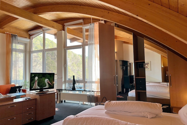 Deluxe Studio Suite, 1 Double Bed, Non Smoking, Valley View | Premium bedding, minibar, in-room safe, individually furnished