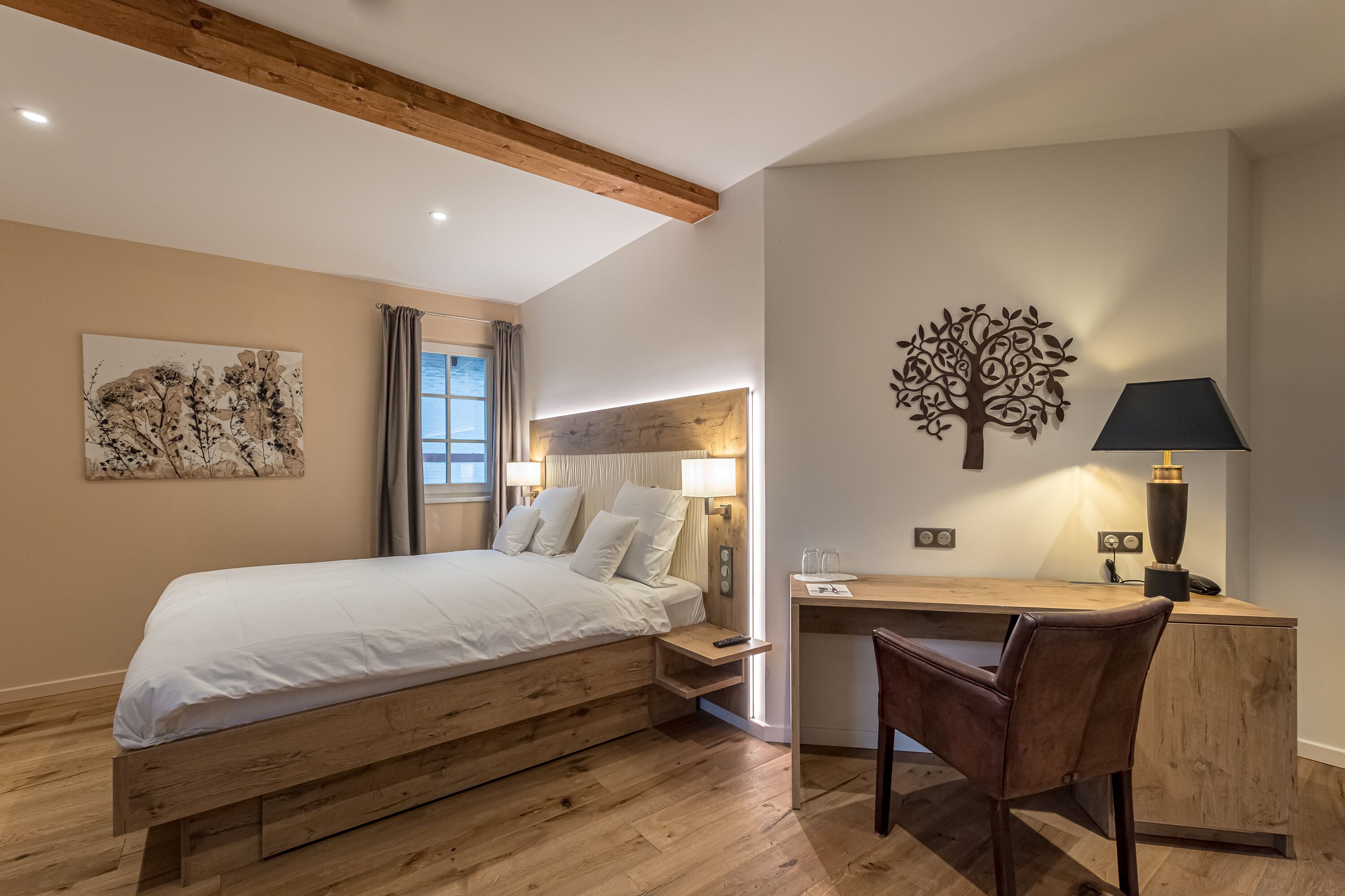 new - prestige double room (the park) | 1 bedroom, minibar, in-room safe, desk