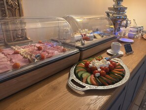 Morgenmadsbuffet hver dag mod et gebyr