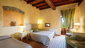 1 bedroom, minibar, in-room safe, free WiFi