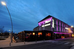 Front of property - Hôtel Nota Bene (Montceau-les-Mines)