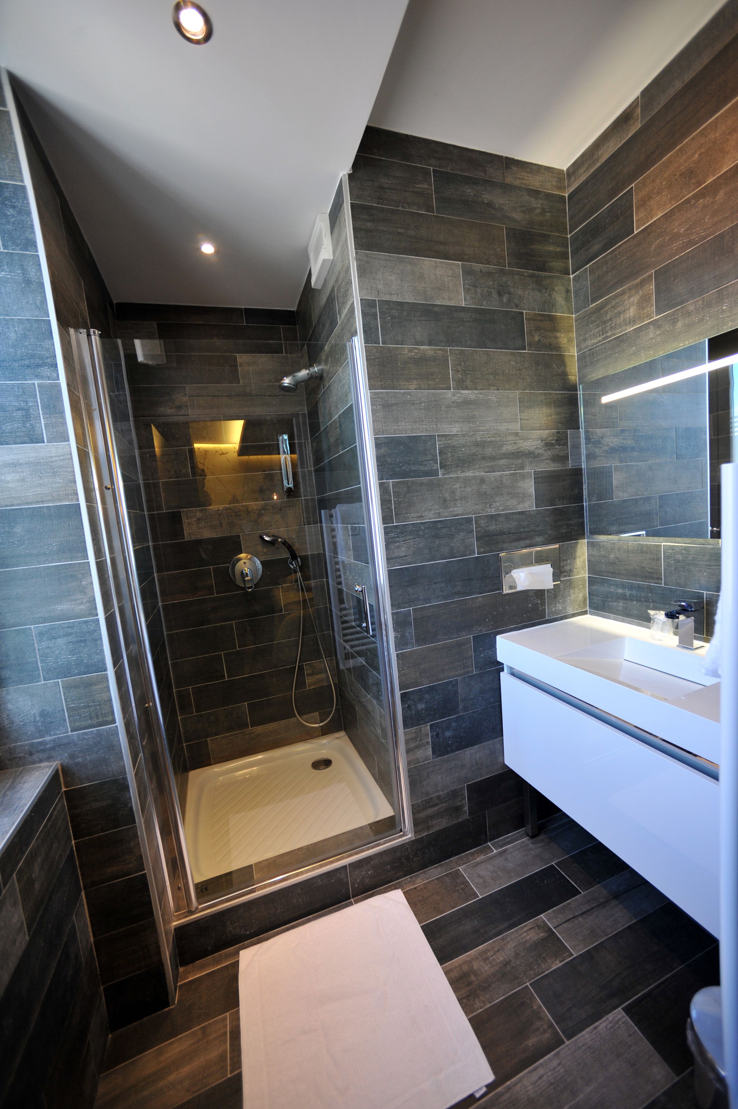 pillow-top beds, free minibar, in-room safe, desk