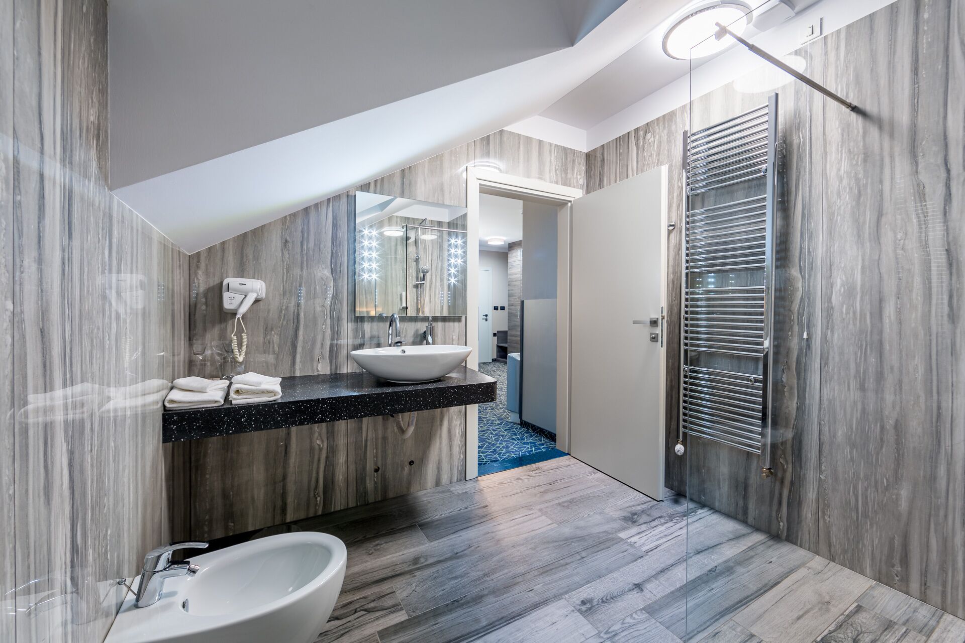 superior double or twin room | bathroom | shower, hair dryer, bathrobes, slippers