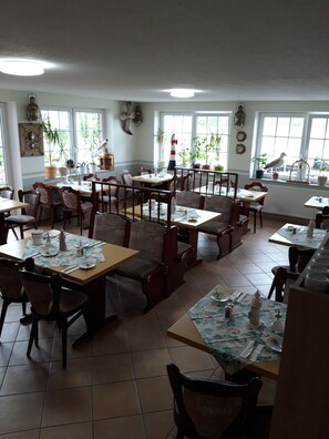 Gratis morgenmadsbuffet hver dag