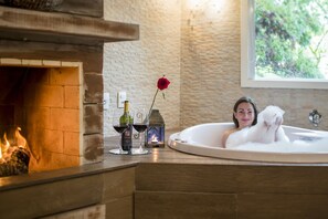 Presidential Suite | Premium bedding, minibar, in-room safe, blackout drapes - Don Ramon Hotel & Spa (Canela)