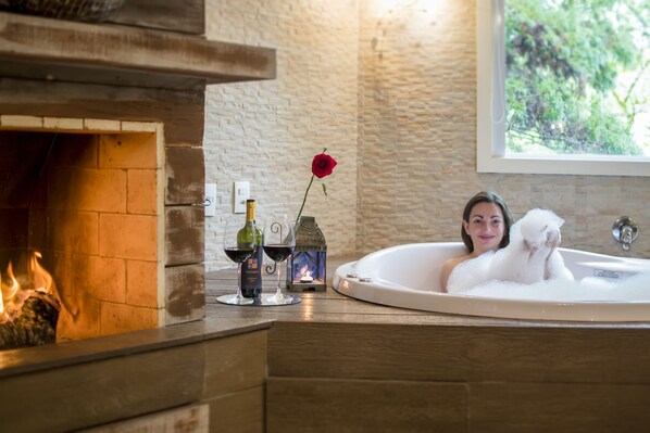 プレジデンシャル スイート | 高級寝具、ミニバー、セーフティボックス (室内)、遮光カーテン