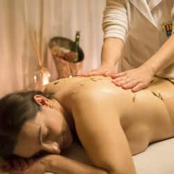 Couples treatment room(s), hot tub, body treatments, mud baths