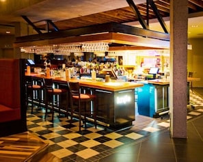 Lunch and dinner served