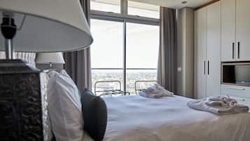 Three-Bedroom Exclusive Penthouse | View from room