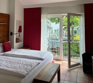 コンフォート ダブルルーム | 高級寝具、セーフティボックス (室内)、客室ごとに異なるインテリア、デスク