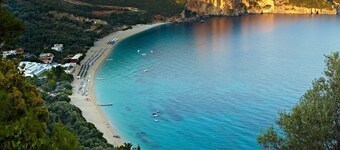 Lichnos Beach Hotel & Suites