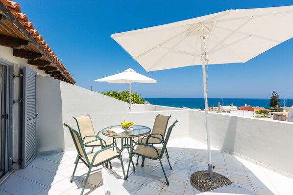 Beach/ocean view - Philoxenia Apartments (Mylopotamos)