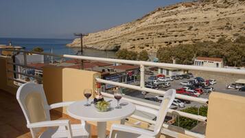 Rollaway beds, free WiFi