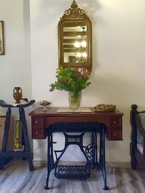 Interior detail - Pegasus (Samos)
