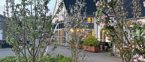 Overnatningsstedets facade