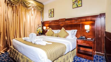 Executive Suite (Double Occupancy) | Minibar, caja de seguridad en la habitación y muebles diferentes