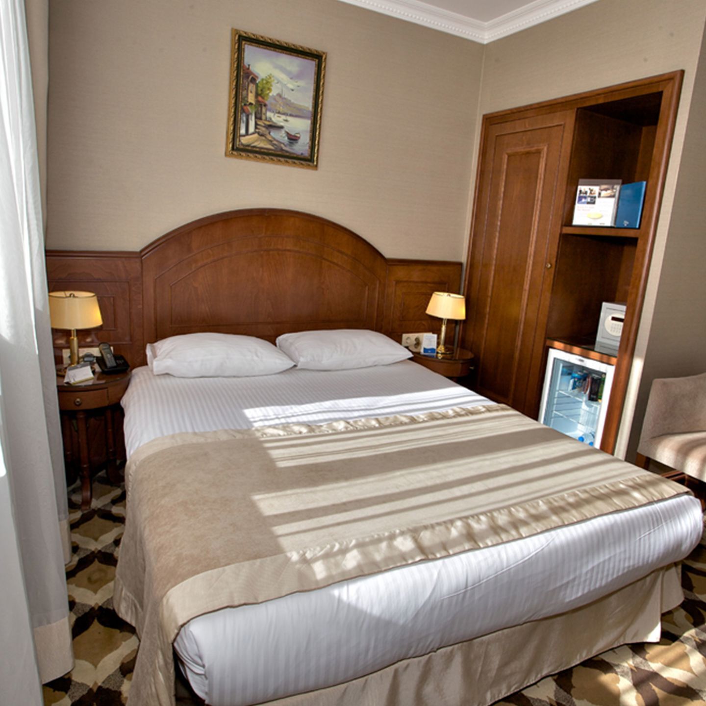 1 bilik tidur, peralatan tempat tidur premium, tilam berlapik, bar mini 