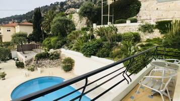 Suite Familiale, chambres communicantes, vue mer | Vue de la chambre