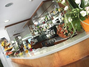 Bar (en el alojamiento)