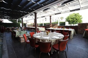 Dinner served - Thunder Valley Casino Resort (Lincoln)