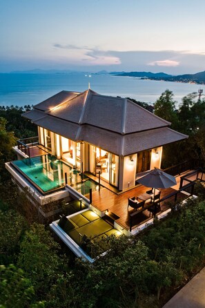 บริเวณภายนอก