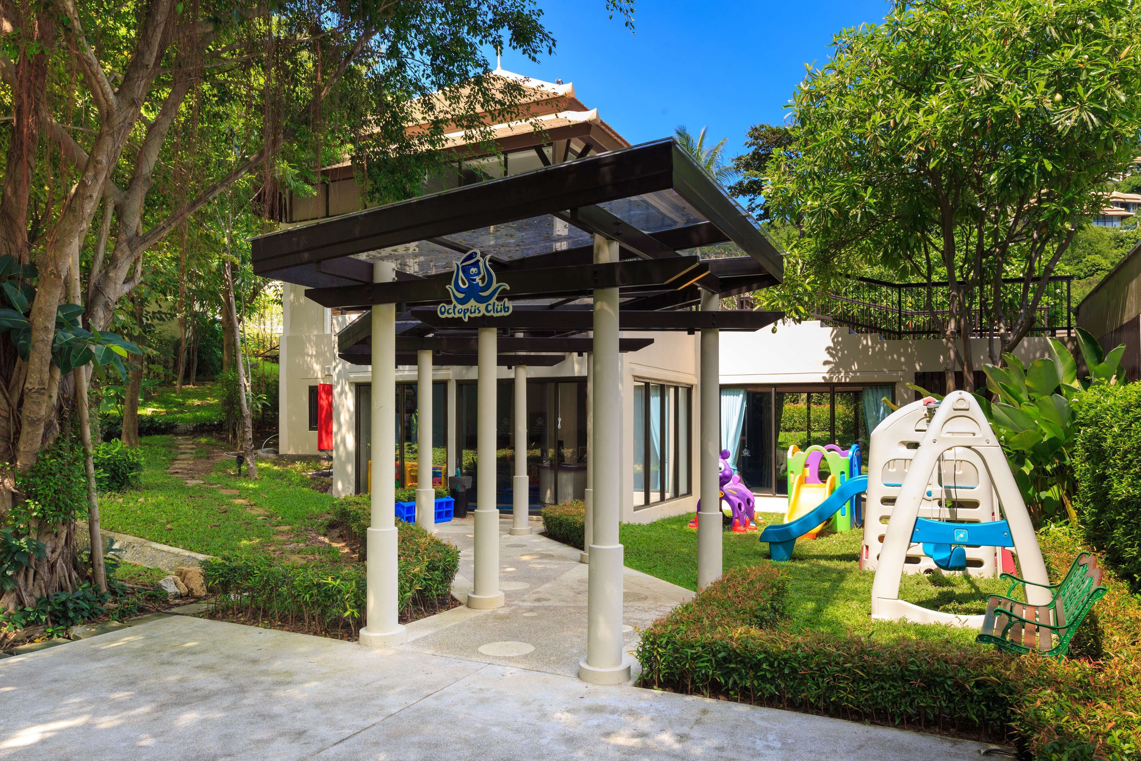 children’s play area – outdoor