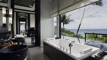 Family Ocean Pool Villa | Premium bedding, free minibar items, in-room safe, desk