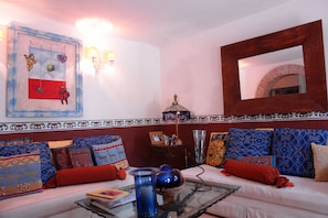 Suite Studio Premium, 1 grand lit et 1 canapé-lit | Salle de séjour