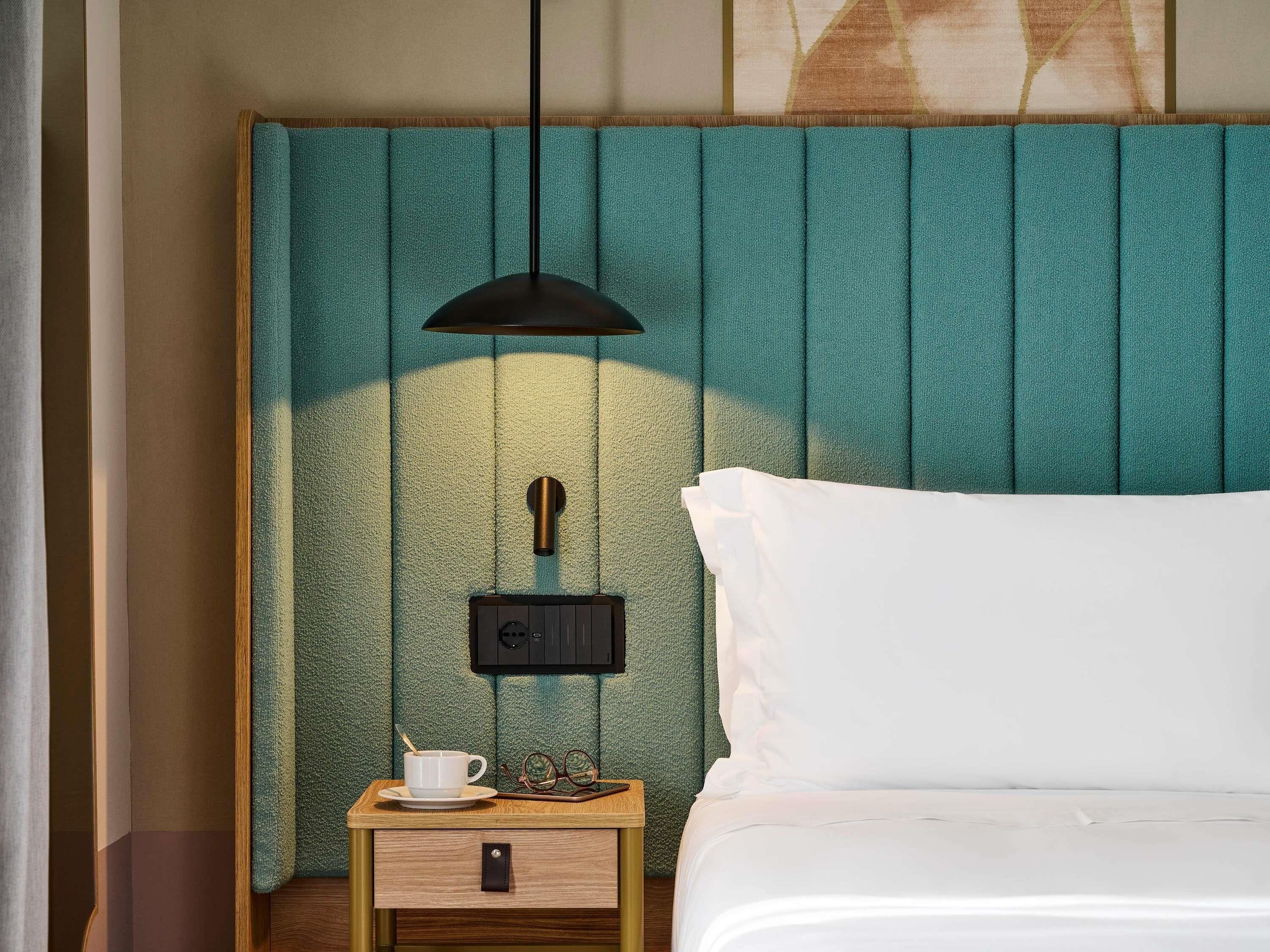 Superior Room, 1 King Bed