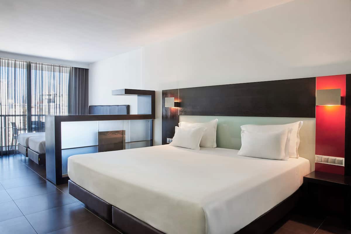 Pillow-top beds, minibar, in-room safe, blackout curtains