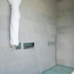 1 bedroom, premium bedding, minibar, in-room safe