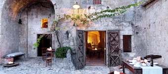 Sextantio Le Grotte Della Civita