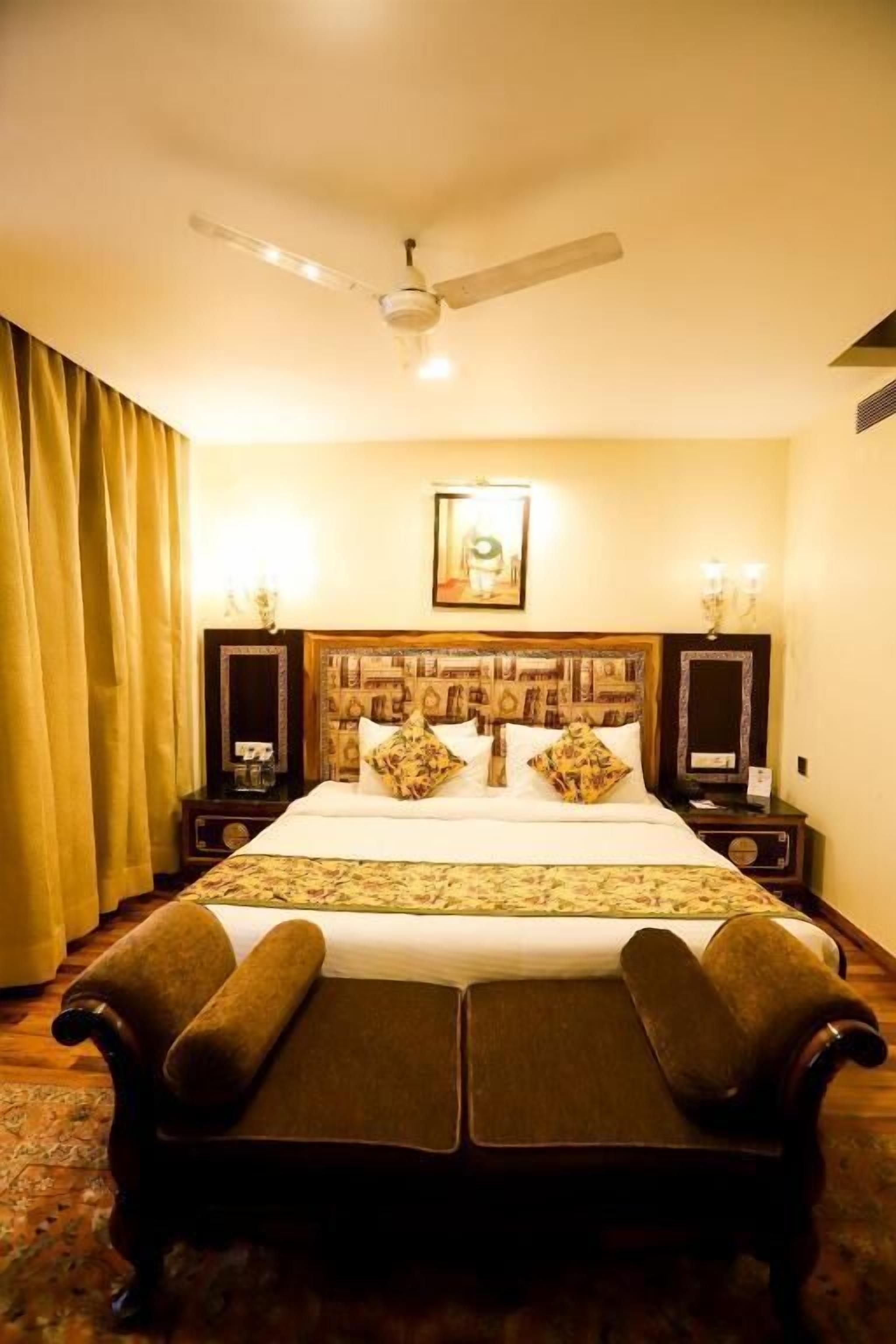 Premium bedding, minibar, in-room safe, desk