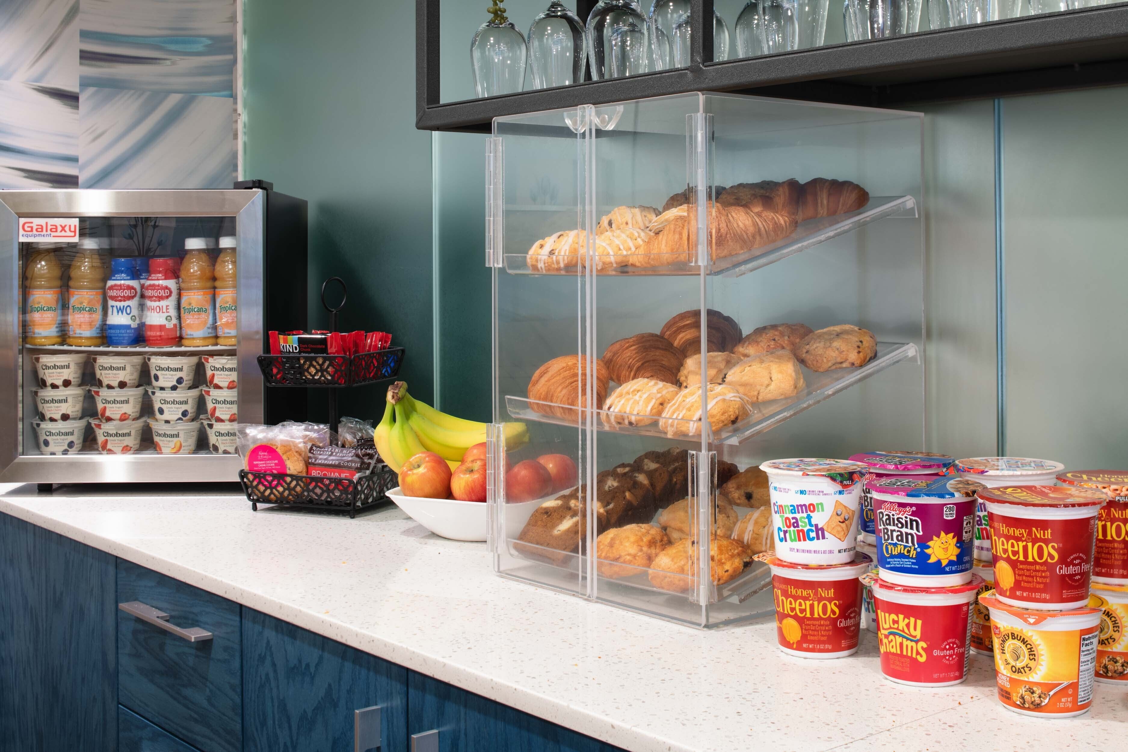 Free daily continental breakfast