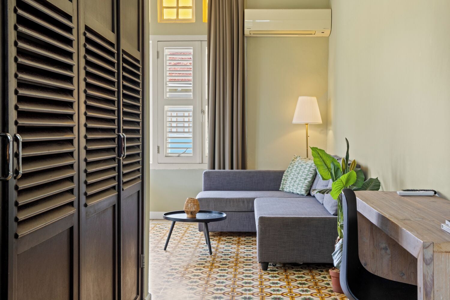 apartment, 1 bedroom, city view | living area | lcd tv