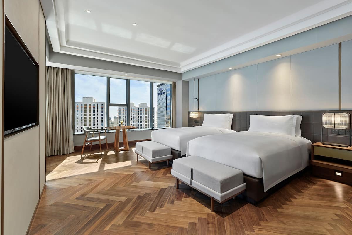 Hilton Premier Twin | Premium bedding, minibar, in-room safe, individually decorated