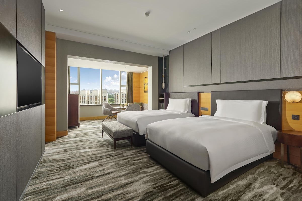 Televisión LCD 42 pulgadas con canales de televisión por cable