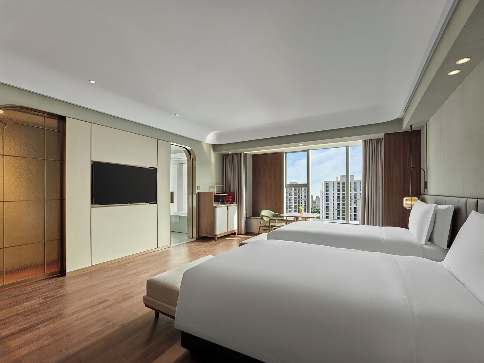 Hilton Executive Twin | Premium bedding, minibar, in-room safe, individually decorated