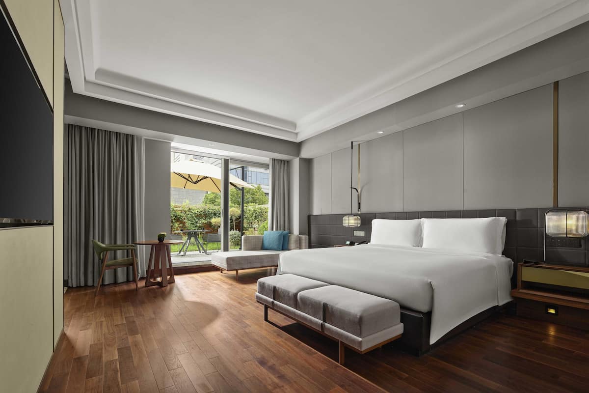 Premium bedding, minibar, in-room safe, individually decorated