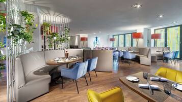 Breakfast, lunch and dinner served