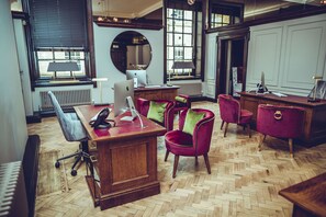 Inn-/utsjekkingsautomat