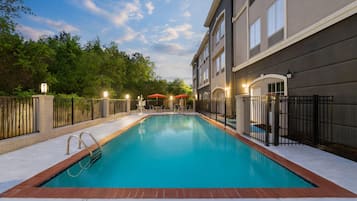 Seasonal outdoor pool