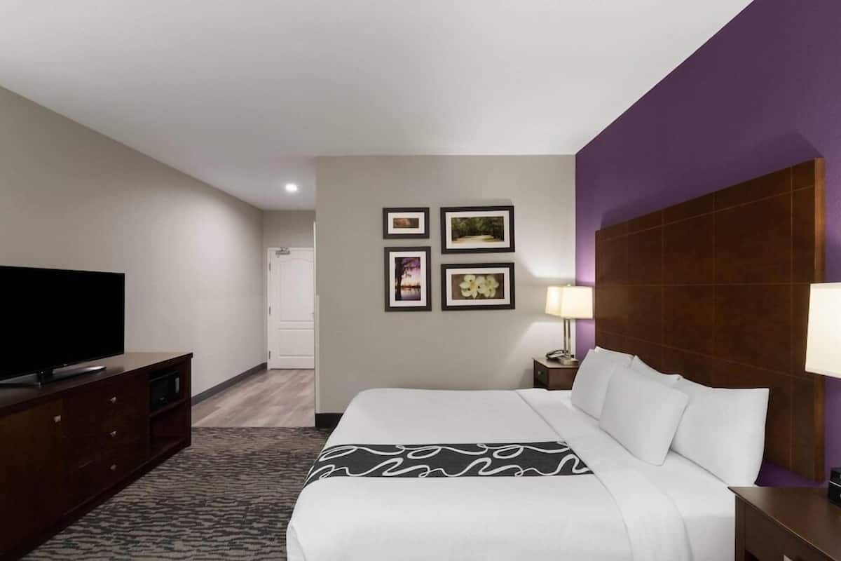 Premium bedding, pillowtop beds, desk, iron/ironing board
