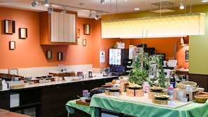 Daily buffet breakfast (JPY 1200 per person) - Vessel Inn Hakata Nakasu (Fukuoka)