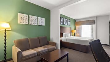 套房, 1 張特大雙人床和 1 張沙發床, 非吸煙房 | Select Comfort 床墊、獨特裝潢、布置獨特、書桌