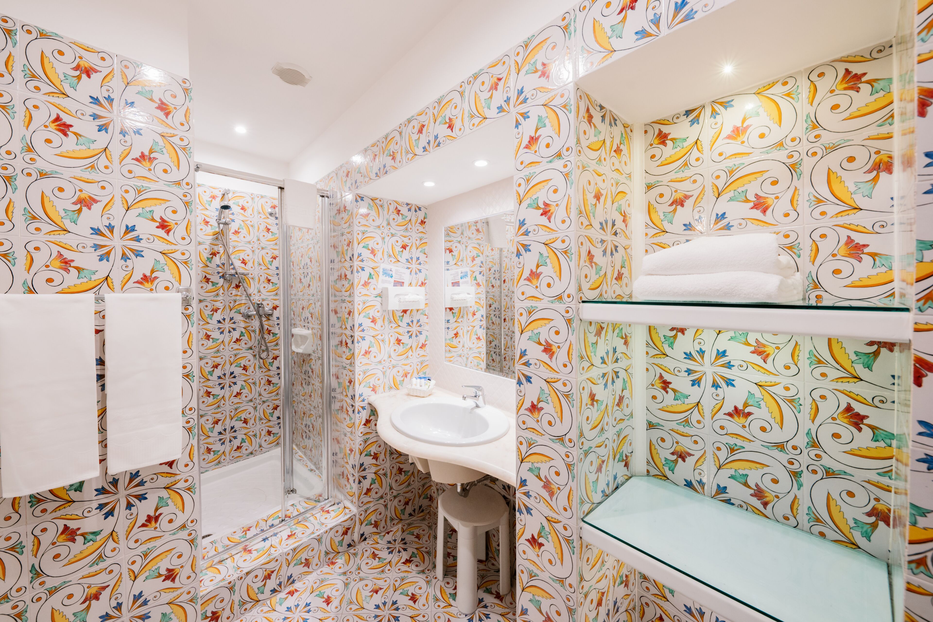 standard double or twin room | bathroom | eco-friendly toiletries, hair dryer, slippers, bidet