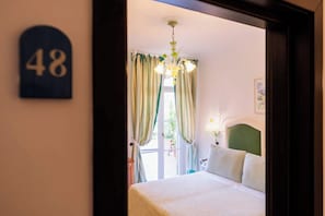 Standard Double or Twin Room | 1 bedroom, in-room safe, blackout drapes, free WiFi