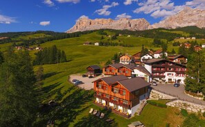 Garden - Hotel Rezia (Badia)