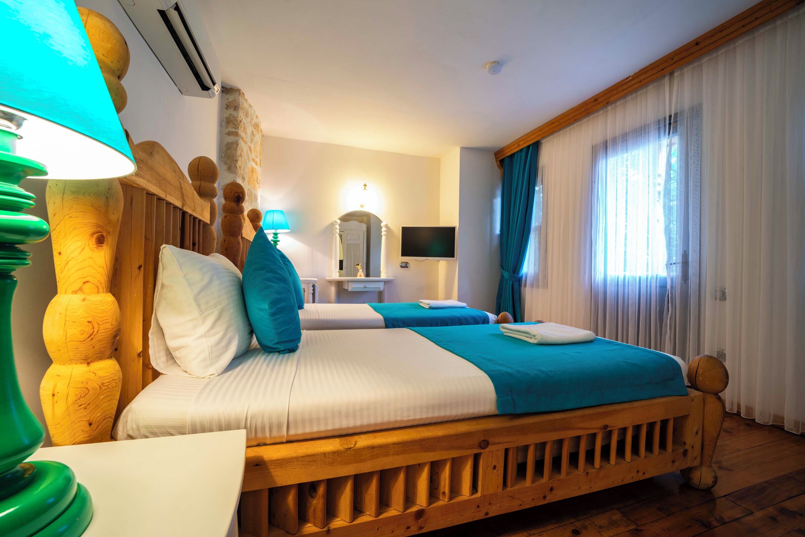 1 bedroom, minibar, free wifi, bed sheets