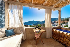 Minibar, wifi gratis y ropa de cama 